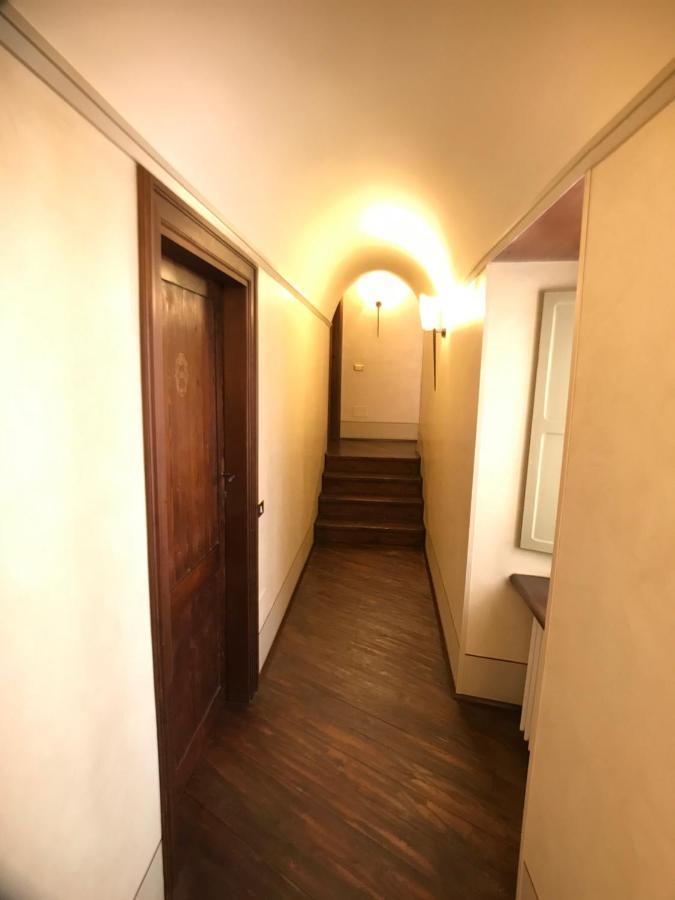 camere della vecchia posta Trevi Esterno foto